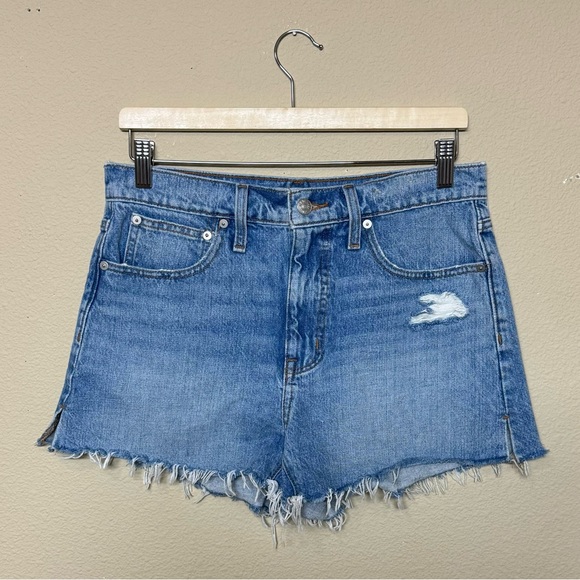 Madewell Pants - Madewell shorts women 27 100% cotton high waist light wash relaxed denim blue